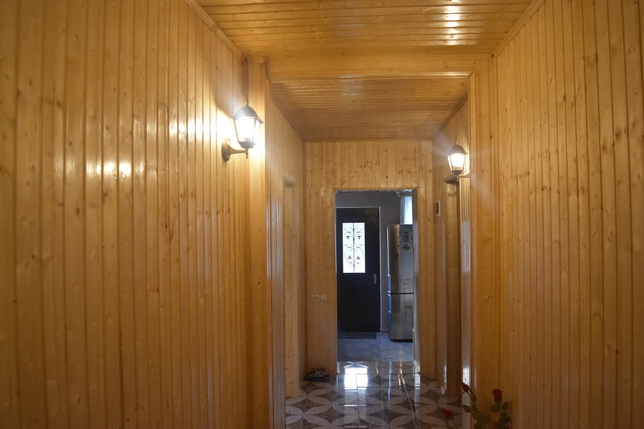 Гостевой дом Guest House Elguja Qushashvili Степанцминда-29