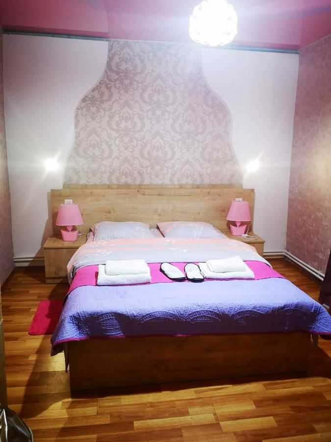 Гостевой дом Guest House Elguja Qushashvili Степанцминда-33